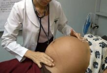 El embarazo adolescente le cuesta 245 millones de dólares cada año —un 0,29 % del producto interno bruto (PIB)— a República Dominicana, el país con la Tasa Específica de Fecundidad Adolescente más alta de América Latina, según datos del Fondo de Población de las Naciones Unidas (Unfpa).