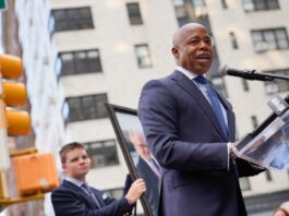 Las propuestas de Eric Adams sobre la crisis migratoria en Nueva York Eric Adams