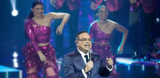 El cantante Gilberto Santa Rosa, uno de los más queridos por el público salsero, se presentará el 7 de septiembre en su primer concierto en una década en Nueva York, como parte de una iniciativa creada por el alcalde Eric Adams para celebrar la unidad, libertad y respeto en momentos en que la ciudad sale de la pandemia de la covid-19.
