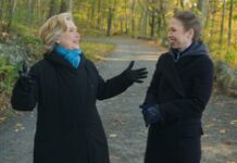 Política, diplomática, abogada, escritora y, desde este viernes, Hillary Cliton añade también a su trayectoria el título de productora de documentales porque acaba de estrenar su propia serie, titulada "Gutsy", sobre la influencia de "mujeres valientes y pioneras" en la sociedad estadounidense.