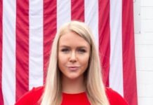 Karoline Leavitt1