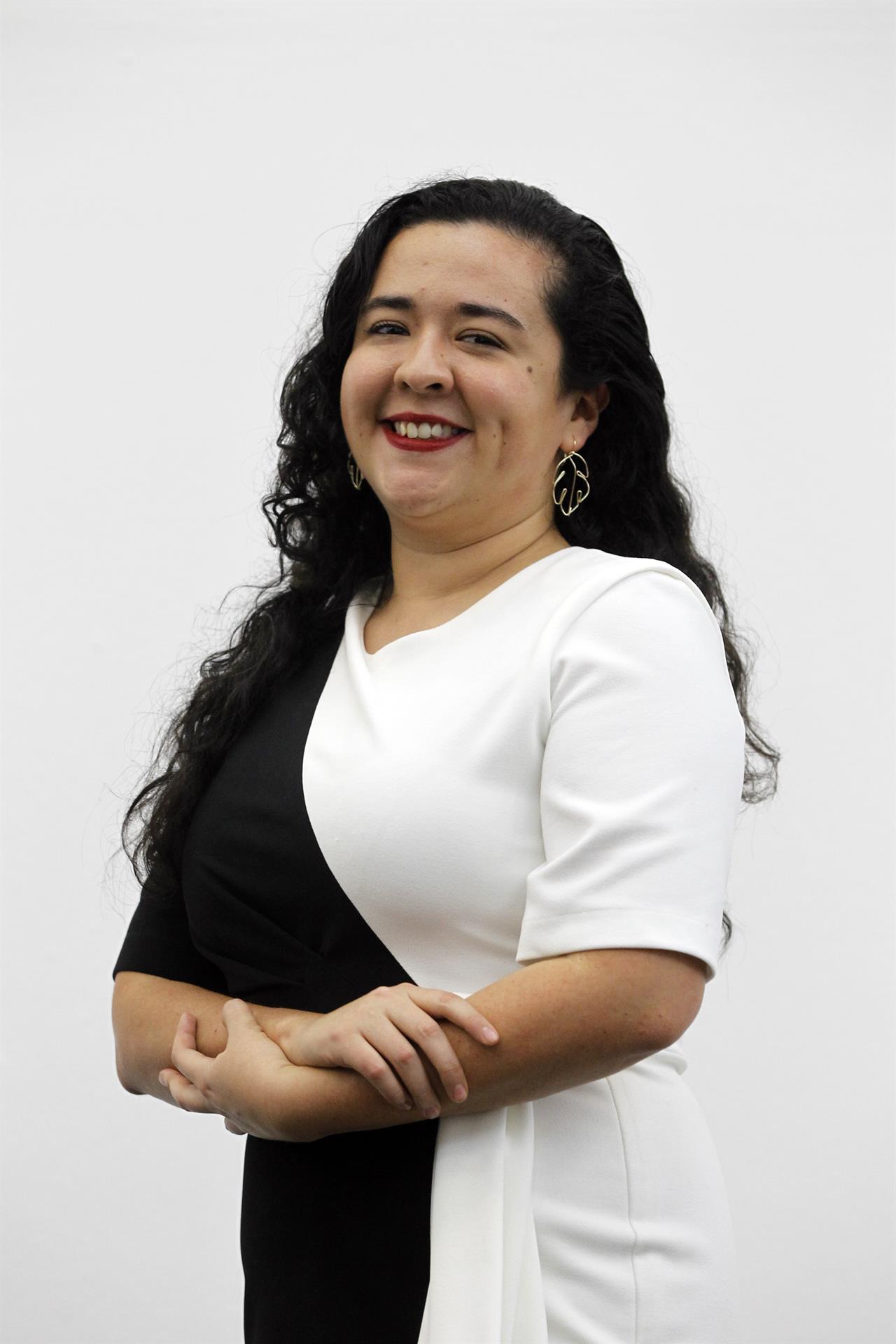 Tania Gálvez .