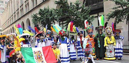 La ciudad de Nueva York está de fiesta con las celebraciones del Mes de la Herencia Hispana y en ese escenario, los festejos de México son sin duda los más coloridos, los más grandes y están presentes no solo en los barrios donde se concentra la comunidad mexicana.
