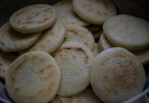 Venezolanos celebran el Día Mundial de la Arepa (5)
