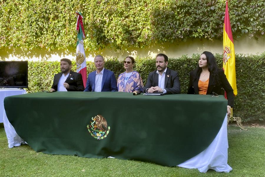 Alfonso Poncho Liz&aacute;rraga