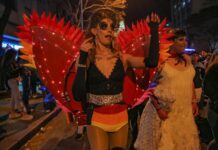 Un juez de Florida bloquea nueva ley contra espectáculos de "drag queens" Drag Queen.