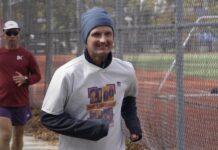 El corredor finlandés Ashprihanal Aalto participa en la ultramaratón de 3.100 millas
