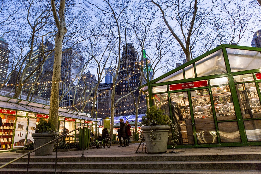Holiday-Shops-Bryant-Park-Photo-Brittany-Petronella-NYC-and-Company-X9A9353.