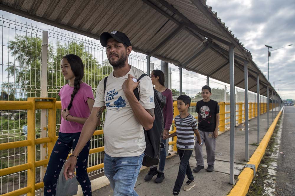 Inmigrantes “No hay mayor pena en el mundo que la pérdida de su tierra natal”. Esta frase, atribuida al filósofo griego Eurípides, refleja el drama que han sufrido y están sufriendo millones de inmigrantes latinos que se aventuran en busca del sueño americano en Estados Unidos.