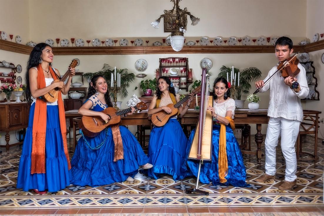Ca&ntilde;a Dulce y Ca&ntilde;a Brava