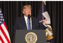 Un fiscal investigará a Trump por asalto al Capitolio y documentos Mar-a-Lago El fiscal general de Estados Unidos, Merrick Garland, anunció hoy la designación de un fiscal especial que investigará al expresidente del país Donald Trump por su posible implicación en el asalto al Capitolio y por los documentos clasificados hallados en su residencia de Florida.