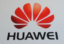 EE.UU. veta la venta e importación en el país de productos de Huawei y ZTE La Comisión Federal de Comunicaciones de Estados Unidos (FCC, por sus siglas en inglés) anunció este viernes el veto a la importación y venta en el país de productos de telecomunicaciones de los fabricantes chinos Huawei y ZTE por considerarlos una amenaza a la seguridad nacional.