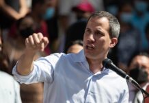 El líder opositor de Venezuela Juan Guaidó manifestó este sábado su aspiración de que el proceso de negociación entre los antichavistas y el Gobierno de Nicolás Maduro, que se reanudó hoy en México, logre "mejores condiciones" para las elecciones presidenciales, previstas para 2024.