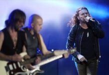 Si de algo está seguro el guitarrista Sergio Vallín es de que la pasión que todos los integrantes de Maná tienen por su quehacer artístico les ha permitido sostener más de 30 años su propuesta musical, que en 2023 continúa con una nueva gira por Estados Unidos.
