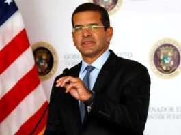 Puerto Rico tramitará documentos oficiales a puertorriqueños en Nueva York El Gobierno de Puerto Rico anunció este viernes que ubicará una oficina en Nueva York para facilitarle a los puertorriqueños residentes de dicho estado la tramitación de documentos oficiales, sin la necesidad de viajar a la isla.