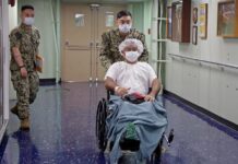 ¡Se acaba el tiempo, Queens! Vuelva a inscribirse en el seguro médico ahora Personal médico del buque hospital USNS Comfort de la armada de Estados Unidos atiende a pacientes colombianos (3)