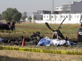 El menos tres muertos y un hospitalizado tras estrellarse un helicóptero de informativos en Los Ángeles restos del accidente del helicóptero de la Secretaría de Seguridad Publica (2)