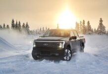 Ford F-150 Lightning es la primera camioneta totalmente eléctrica de uno de los tres grandes fabricantes norteamericanos.