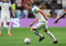 3-0. Inglaterra sí es favorita Con Harry Kane de vuelta al casillero de goleadores, con un Jude Bellingham mágico en el centro del campo y con un bloque engrasado y competitivo, Inglaterra, tras vencer a Senegal (3-0) con goles del propio Kane, Jordan Henderson y Bukayo Saka, vuelve al grupo de favoritas y avista un enfrentamiento precioso contra Francia en cuartos de final.