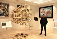 Mujeres Iberoamericanas exhiben en Nueva York De entre las casi tres mil galerías de arte de la ciudad de Nueva York, hay una muy especial que abrió sus puertas hace tan solo seis meses y en ella, se exhiben las obras de arte producidas por cuatro mujeres iberoamericanas.