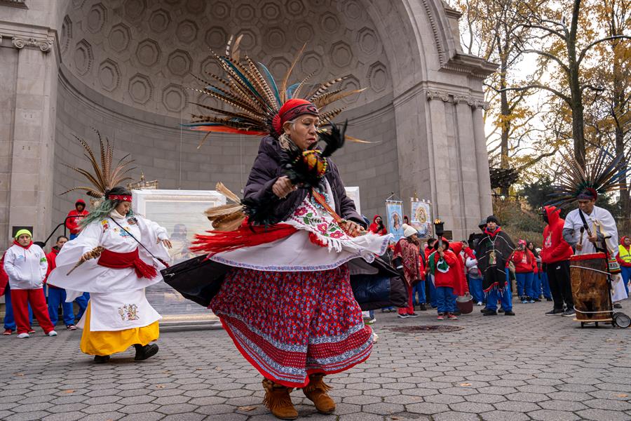 Mexicanos de Nueva York veneran a la Virgen de Guadalupe (4)