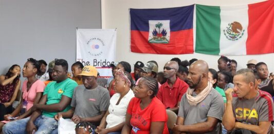 Migrantes son atendidos por brigadas