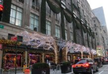 Una ruta obligada es la Quinta Avenida en Manhattan, donde convergen importantes instituciones culturales comenzando con el Museo del Barrio en la calle 106, iglesias y tiendas mundialmente famosas, culminando en el parque Washington con la calle 7 al extremo sur del condado.