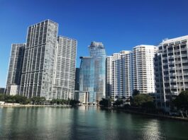 Compra de lujosas propiedades en Florida pone bajo la lupa fondos de la AFA edificios nuevos (d) junto a otros en un barrio selectivo de la ciudad de Miami (1)