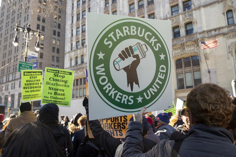 trabajadores de la cadena de cafeter&iacute;as Starbucks (1)