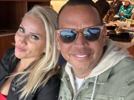 Alex Rodriguez encontró felicidad con una nueva novia, Jaclyn Cordeiro.
