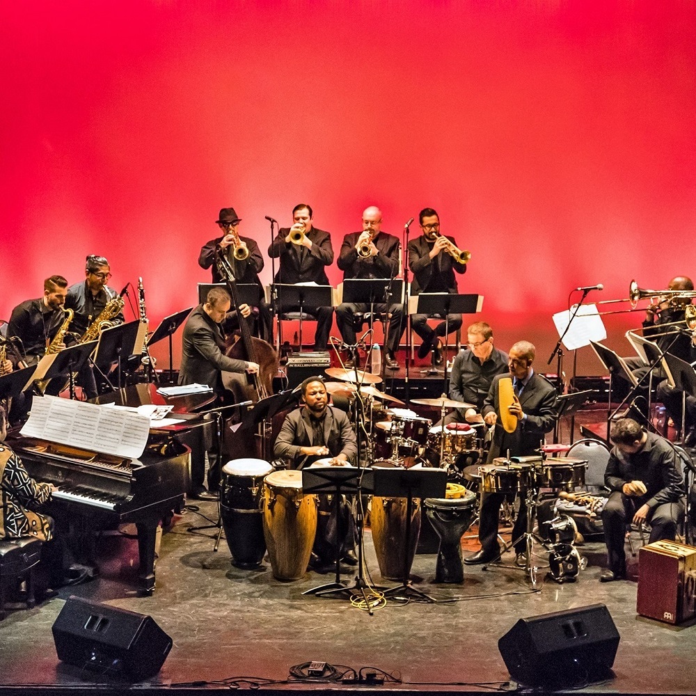 O&rsquo;Farrill es el fundador de la Alianza de Jazz Afro Latino y la Orquesta de Jazz Afro Latino.