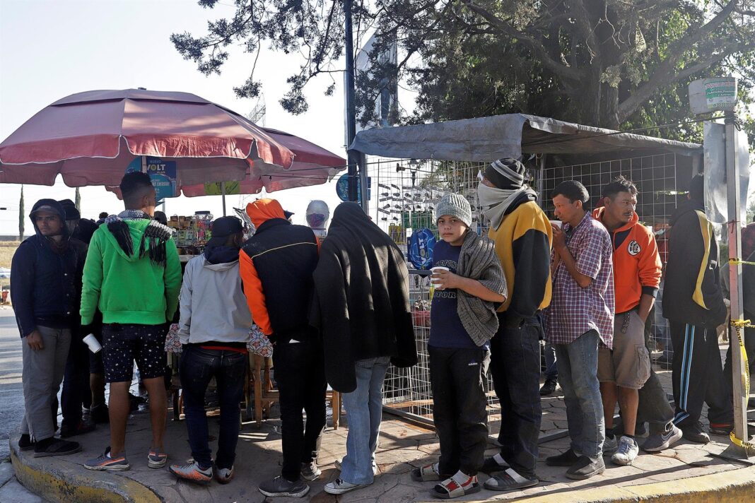 Migrantes y activistas de la fronteriza Tijuana esperan que las políticas migratorias entre México y EE.UU. puedan tener algunos cambios ligeros pero significativos, ahora que los presidentes de ambos países se reúnan para tratar asuntos migratorios.