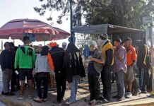 Migrantes y activistas en Tijuana ven esperanzas en reunión México-EE.UU. Migrantes y activistas de la fronteriza Tijuana esperan que las políticas migratorias entre México y EE.UU. puedan tener algunos cambios ligeros pero significativos, ahora que los presidentes de ambos países se reúnan para tratar asuntos migratorios.
