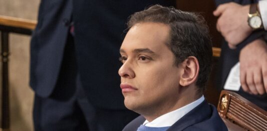 Congresista Santos tomó posesión