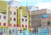 La ciudad de Nueva York ha prohibido en toda la red de sus escuelas públicas el uso de ChatGPT, el chat de inteligencia artificial convertido en un éxito tras haber pasado solo un mes de su lanzamiento, según recogen hoy varios medios.