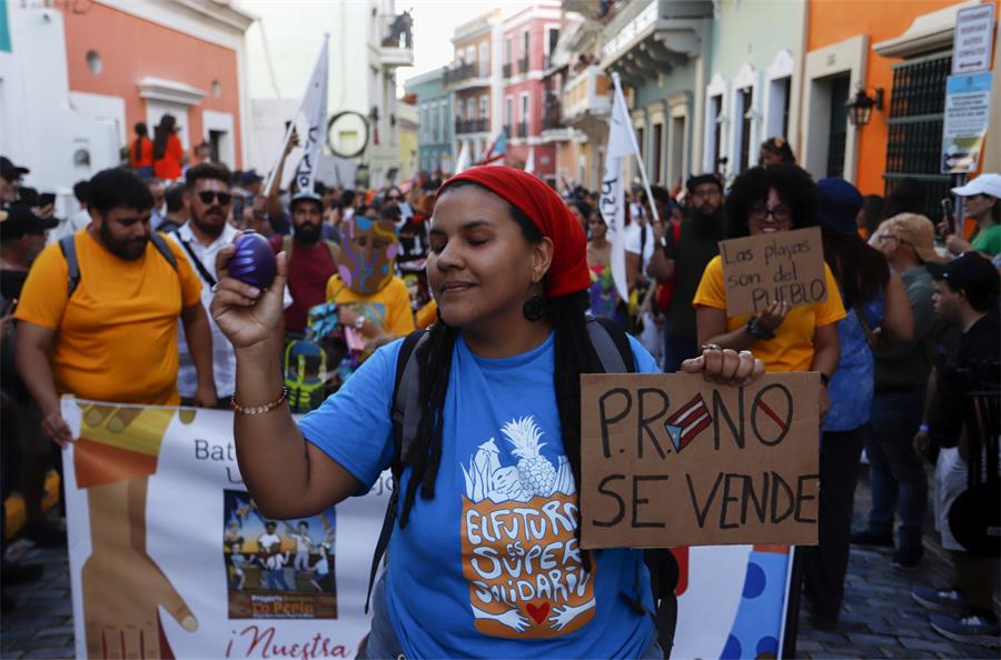 Fiestas de la Calle San Sebasti&aacute;n en Puerto Rico (1)