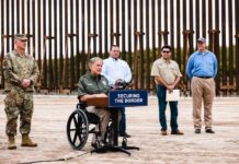 El futuro Gobierno de Trump sella alianza con Texas para su plan de deportaciones masivas Greg Abbott.