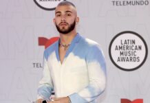 El cantante colombiano Manuel Turizo anunció la gira internacional "2000 Tour", con la que recorrerá América Latina y Canadá entre febrero y agosto, informaron este viernes los organizadores.