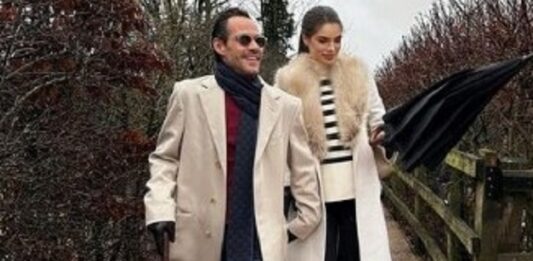Marc Anthony y Nadia Ferreira.