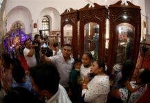 Tizimín, el pueblo del sur de México con un santuario para los Reyes Magos Personas visitan el santuario de los tres Reyes Magos (3)