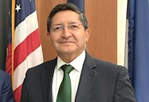 Hon. Embajador José Sandoval, diplomático de carrera y actual cónsul general de Ecuador en Nueva York.