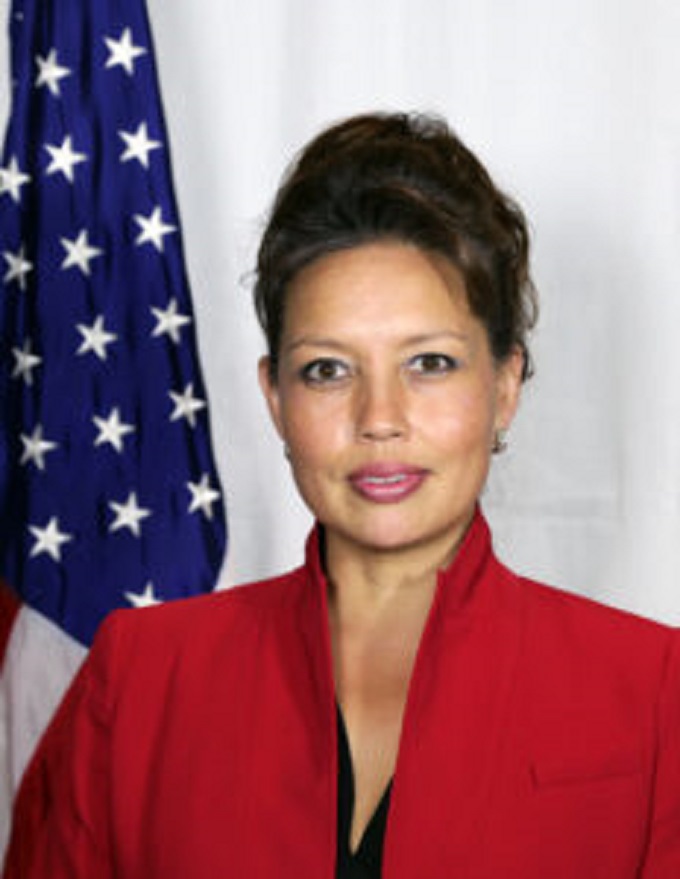 Stephanie Syptak-Ramnath1 Stephanie Syptak-Ramnath1