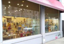 Libros en español sobre espiritualidad, autoayuda, familia, biografías y libros de oración, son algunos de los implementos que ofrece la acogedora tienda de las monjas paulinas en la calle 29 en Manhattan.