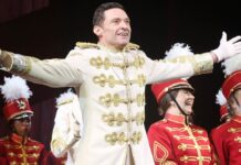Espectáculos de Broadway que cerraron en enero "The Music Man", con Hugh Jackman, celebraron su última función en Broadway la semana pasada.