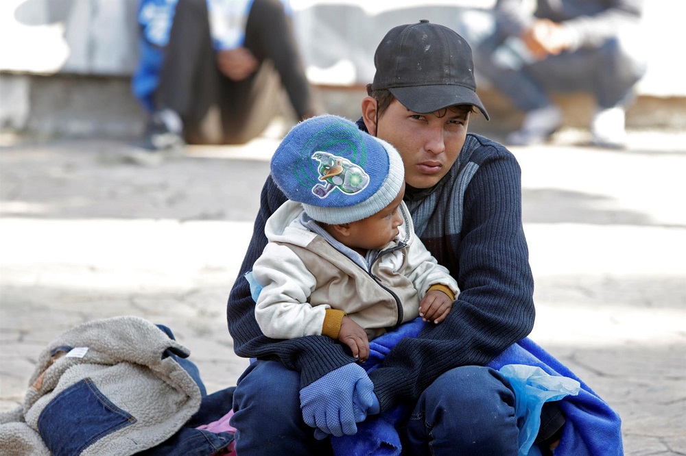 Asilo El Gobierno estadounidense está preparando una normativa que dificultaría la solicitud de asilo para miles de personas, ya que impediría que se acogieran a esta figura quienes crucen la frontera ilegalmente o no soliciten la protección en otras naciones.