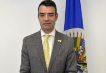 Estados Unidos retiró este martes la candidatura de Jim Cavallaro para una de las plazas de la Comisión Interamericana de Derechos Humanos (CIDH) por los comentarios de este profesor contra Israel y la política estadounidense hacia el Estado judío.
