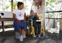 La sociedad civil mexicana y sus niños luchan en este Día Internacional del Cáncer Infantil, la primera causa de muerte por enfermedad en niños de 5-14 años y la sexta en niños menores de cinco, según el Instituto Nacional de Salud Pública (INSP).