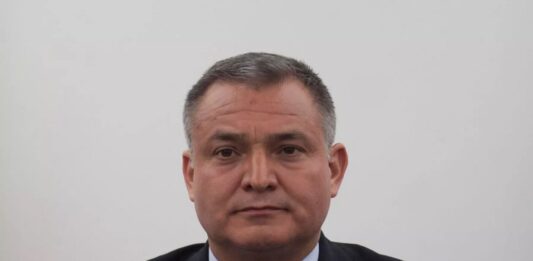 El exsecretario de Seguridad Pública mexicano Genaro García Luna fue declarado este martes culpable de tráfico de drogas en el Tribunal Federal del Distrito Este de Nueva York, por lo que podría ser condenado a cadena perpetua.