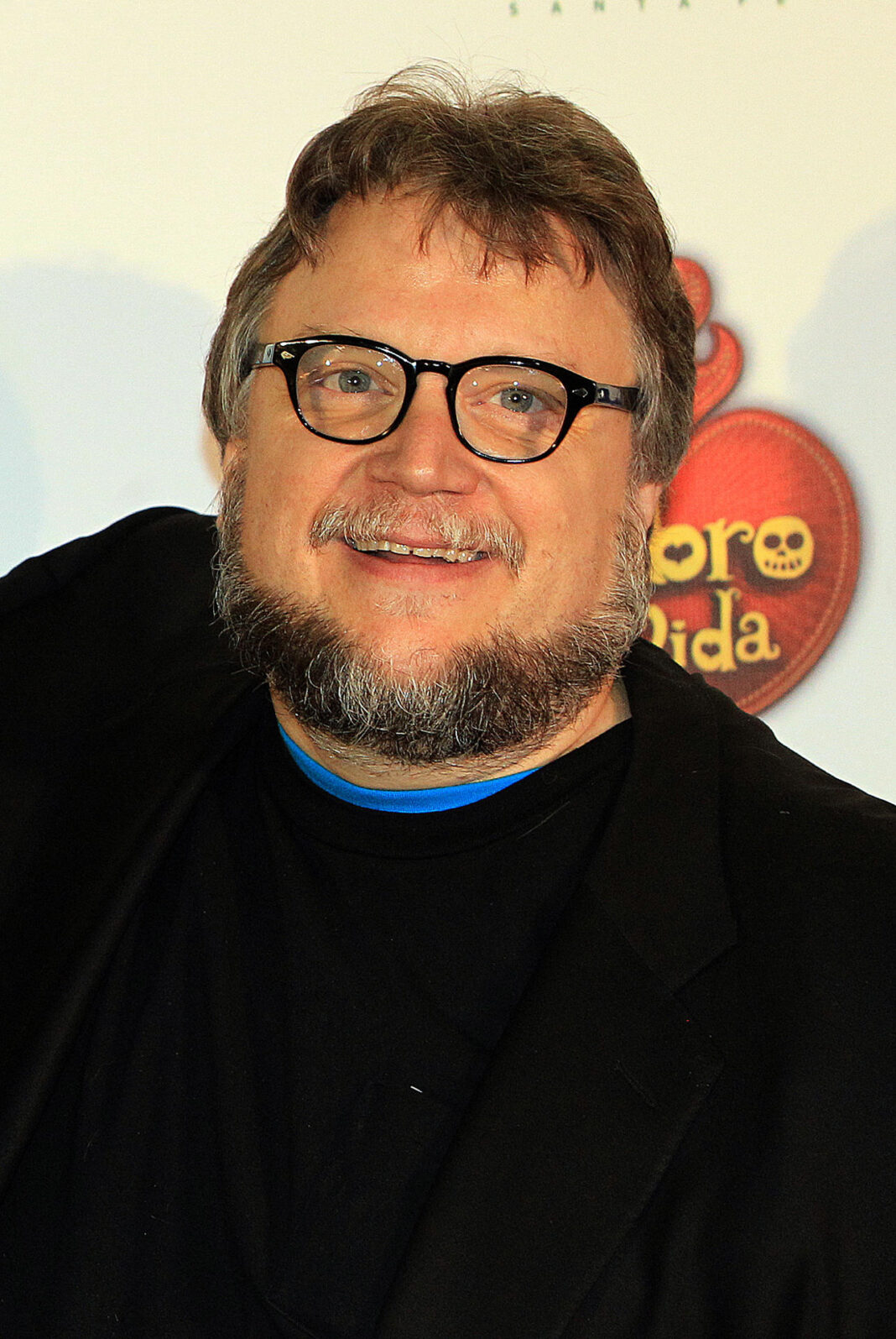 Nueva especie de luciérnaga en México lleva el nombre de Guillermo del Toro Guillermo del Toro