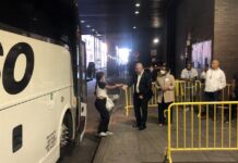 Oficina del Alcalde para Asuntos de Inmigrantes publica mapa de recursos para inmigrantes La ciudad de Nueva York está ayudando a los inmigrantes, y concretamente a los inmigrantes hispanos, a costear su traslado "a cualquier lugar de Estados Unidos" con tal de que cumplan ciertos requisitos.